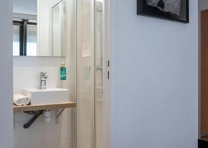 26 Faubourg - Ex-hotel De Reims 3* 파리