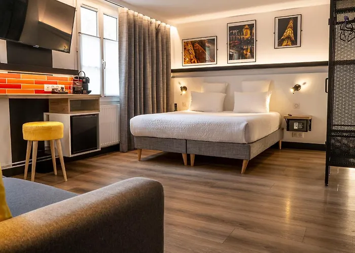 26 Faubourg - Ex-hotel De Reims 파리