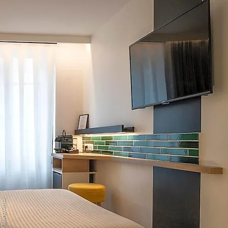 Hotel 26 Faubourg - Ex-hotel De Reims 3*