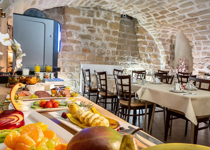 Hotell 26 Faubourg - Ex-hotel De Reims