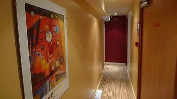 酒店 26 Faubourg - Ex-hotel De Reims 3*